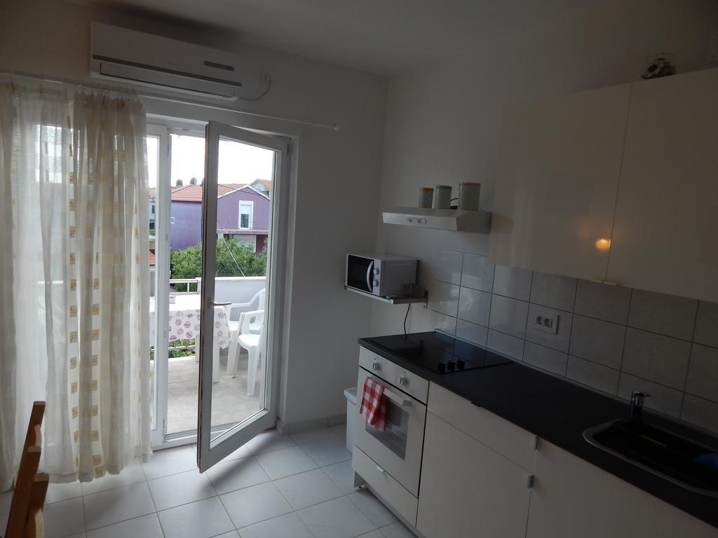 Apartment Saric Sukošan Esterno foto