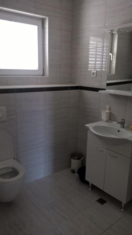 Apartment Saric Sukošan Esterno foto